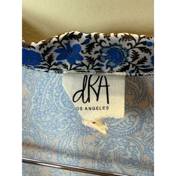 DRA Los Angeles Blouse Women's Size Small Abstract Print Short Sleeve - Picture 2 of 6